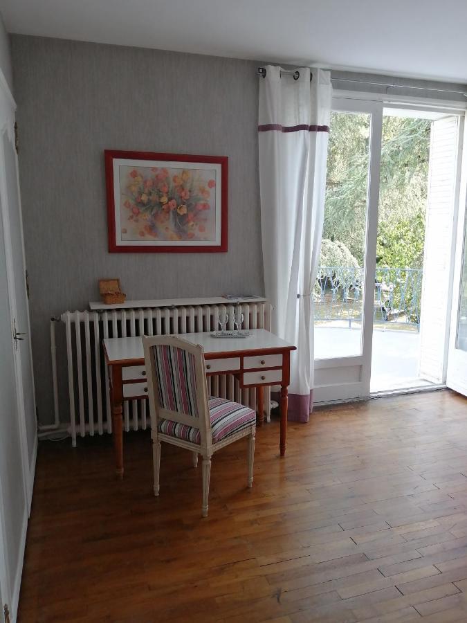 Gite De L'Aqueduc Le Douhet Bagian luar foto